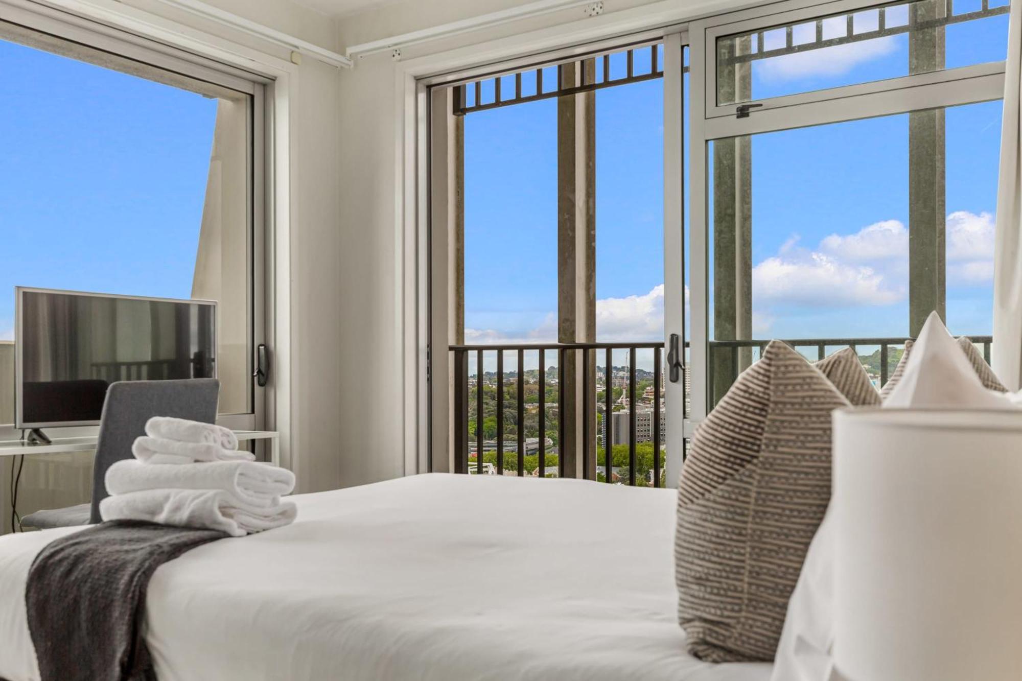 Luxury 2Br Apt In Cbd Pool, Gym, Prime Spot Auckland Exterior photo